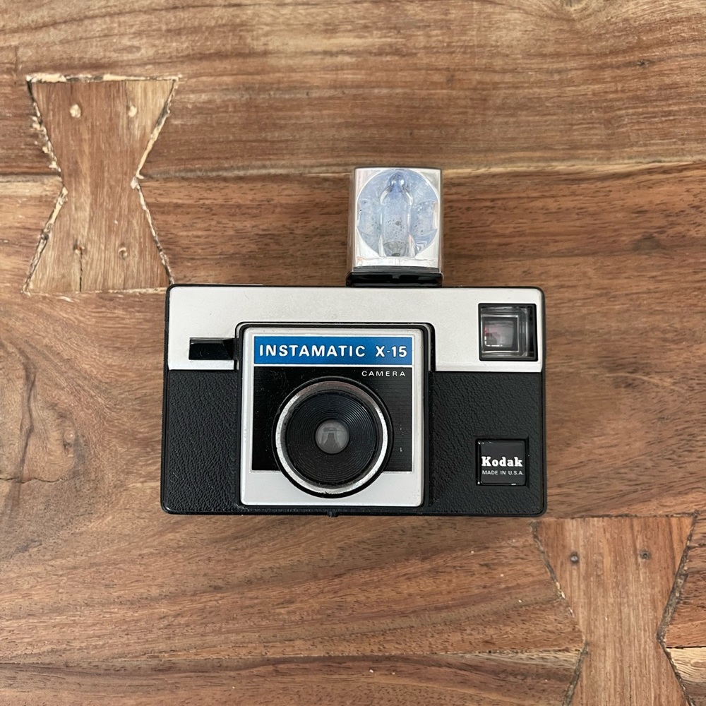 Vintage Instamatic X-15 Kodak Camera - Picture 1 of 8